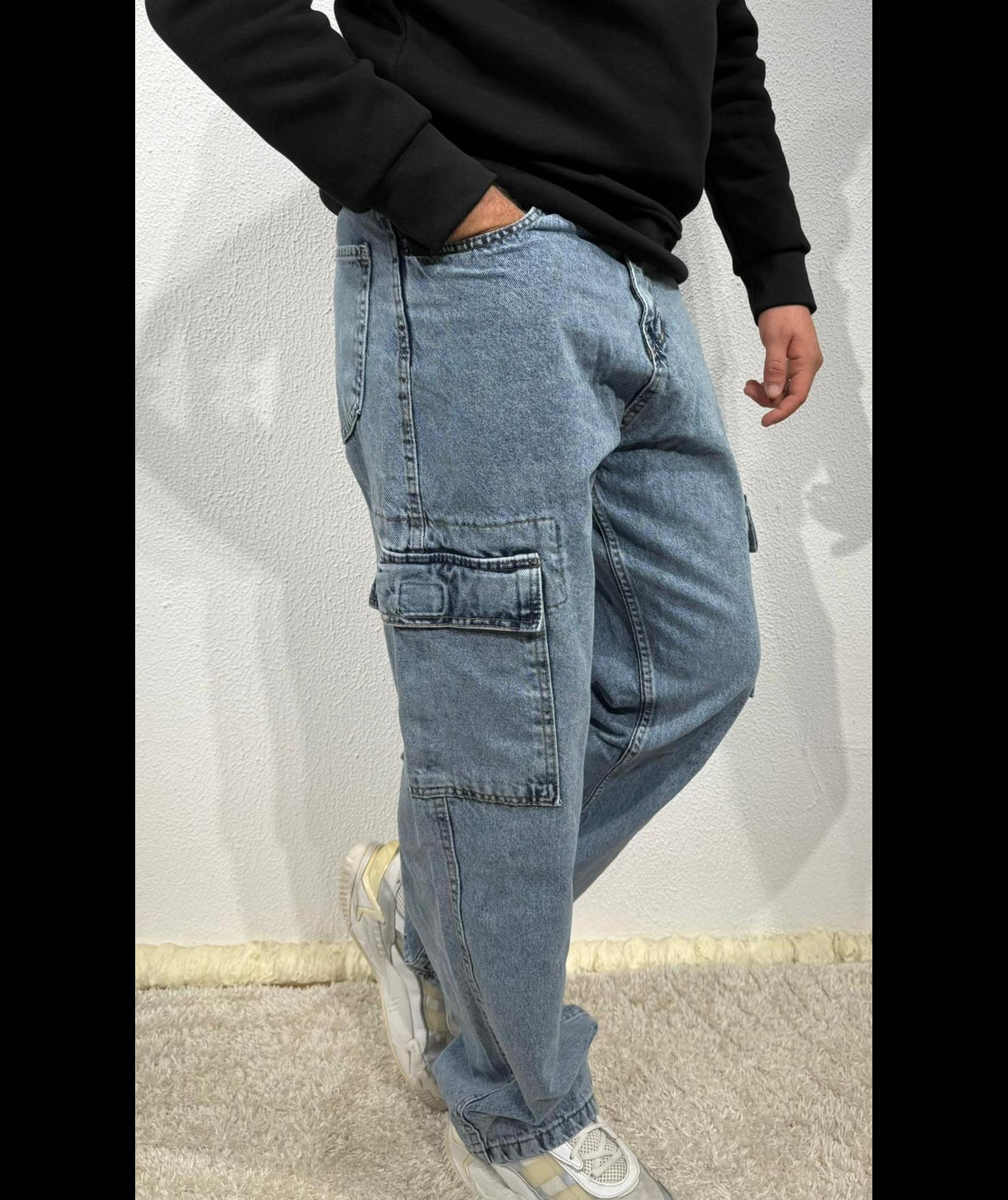 Pantalón Baggy Cargo