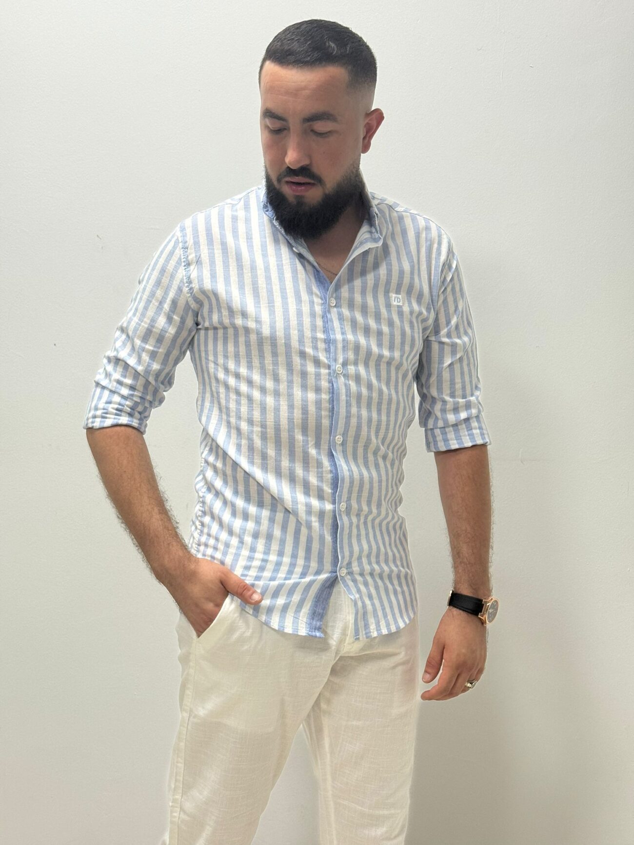 Camisa de corte recto con rayas verticales anchas - Imagen 4