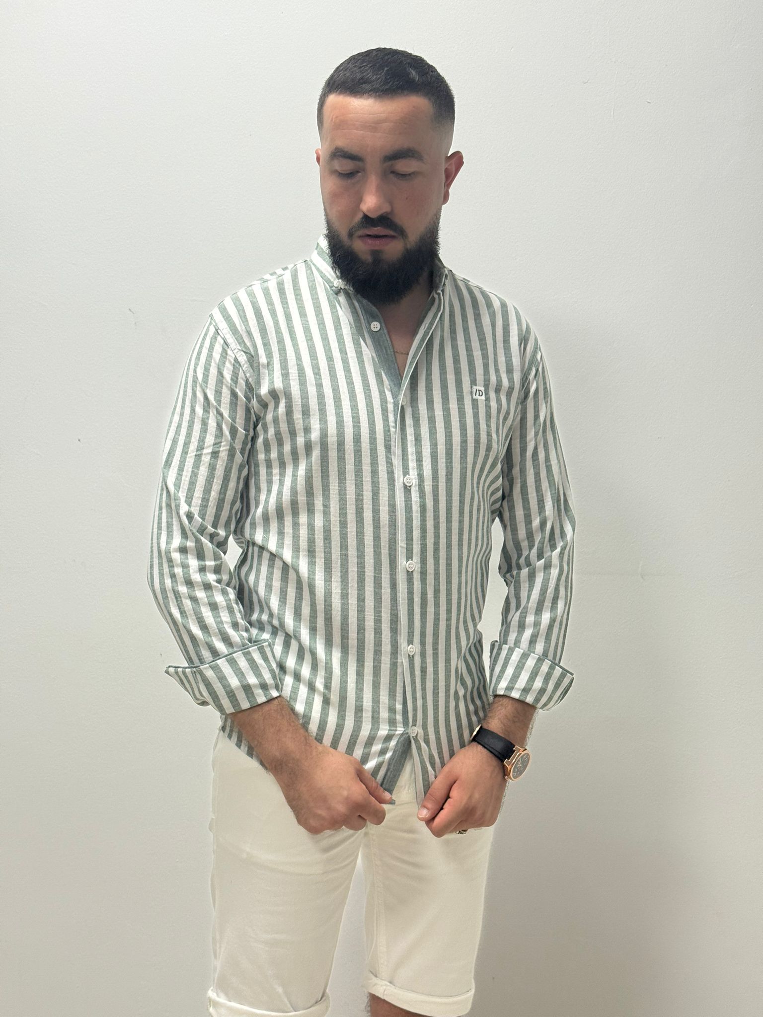 Camisa de corte recto con rayas verticales anchas - Imagen 6