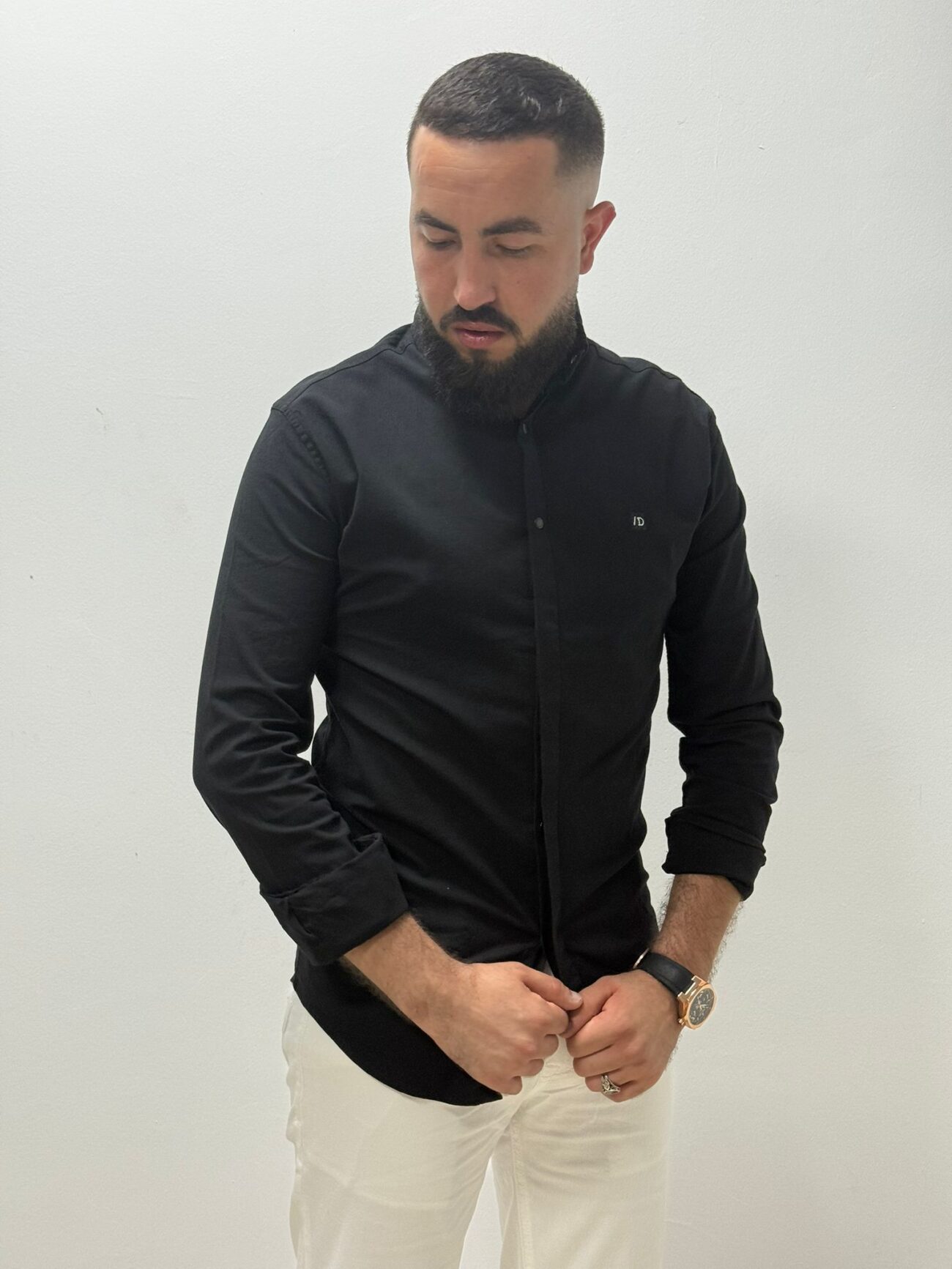 Camisa slim fit de diseño ajustado