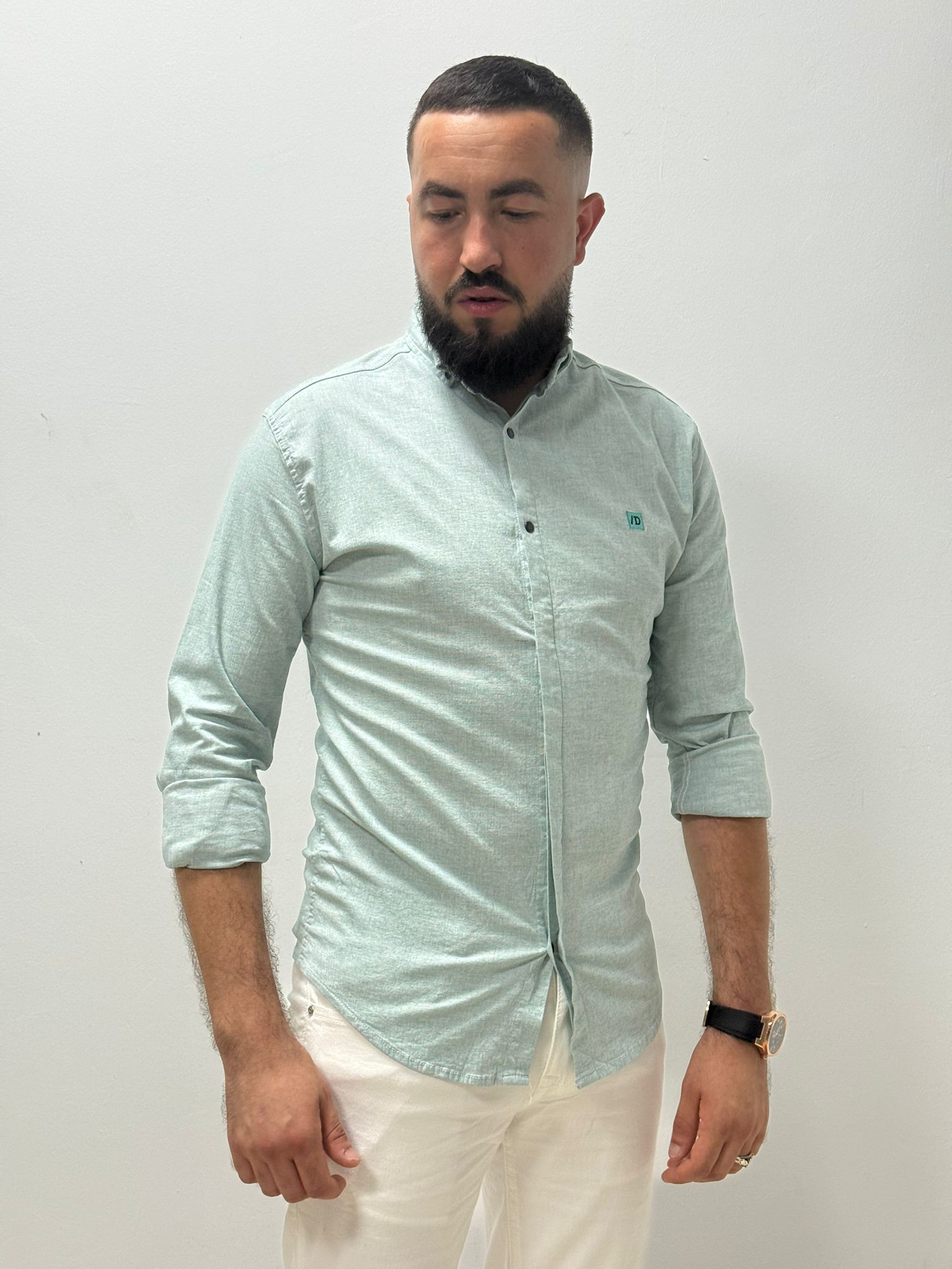 Camisa slim fit de diseño ajustado - Imagen 5